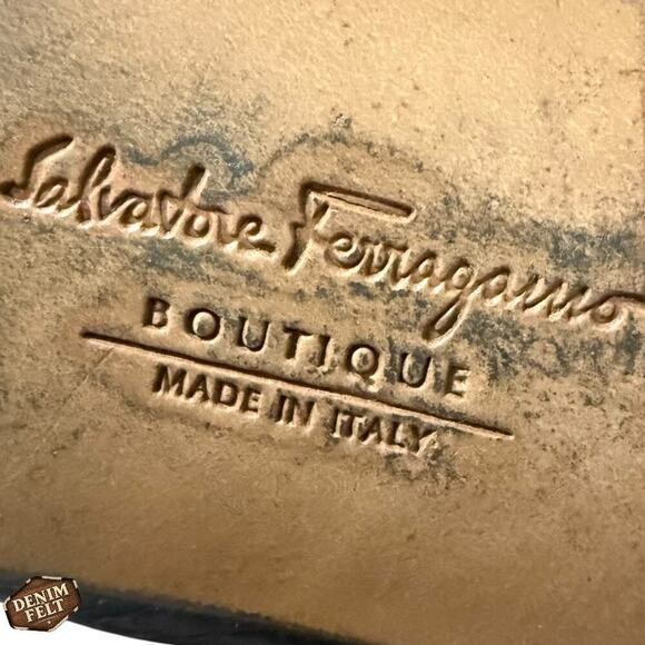 Salvatore Ferragamo Brown Croc-Embossed Vara Heels Gold Bit Buckle Sz 8 2A Italy - Picture 13 of 13